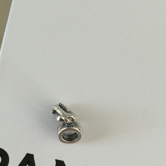 Pandora Graduation 🧑🎓 charm - Picture 3 of 5